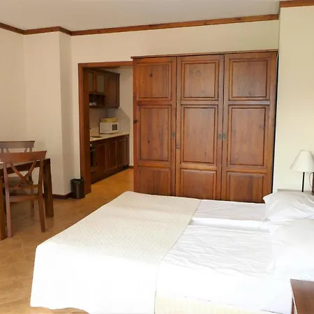 Into The Woods Studio In Spa Resort St Ivan Rilski Апартаменты